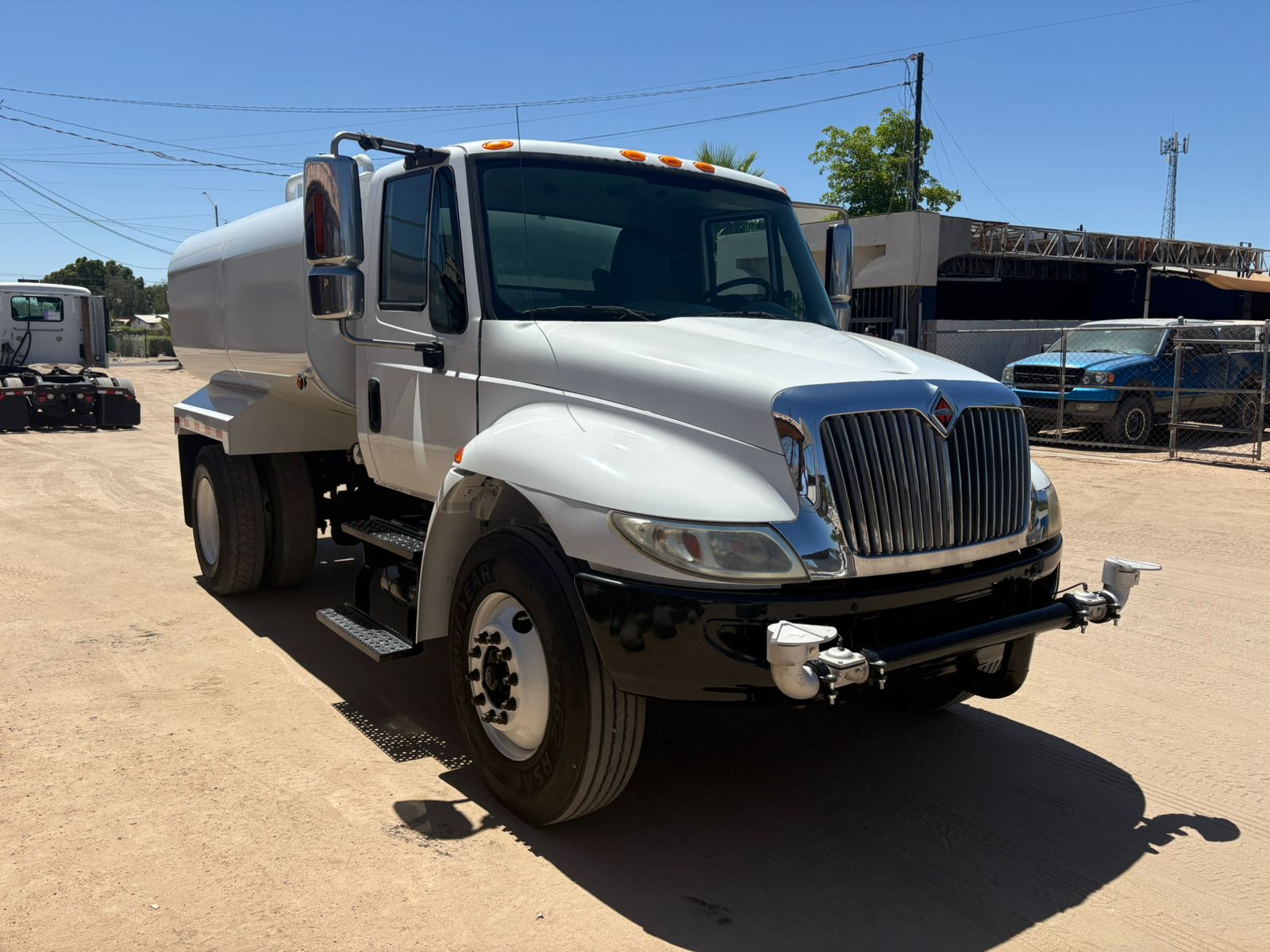 Vista frontal de la International 4300